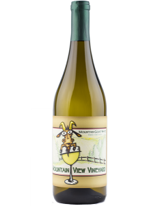 Pennsylvania vineyard white wine